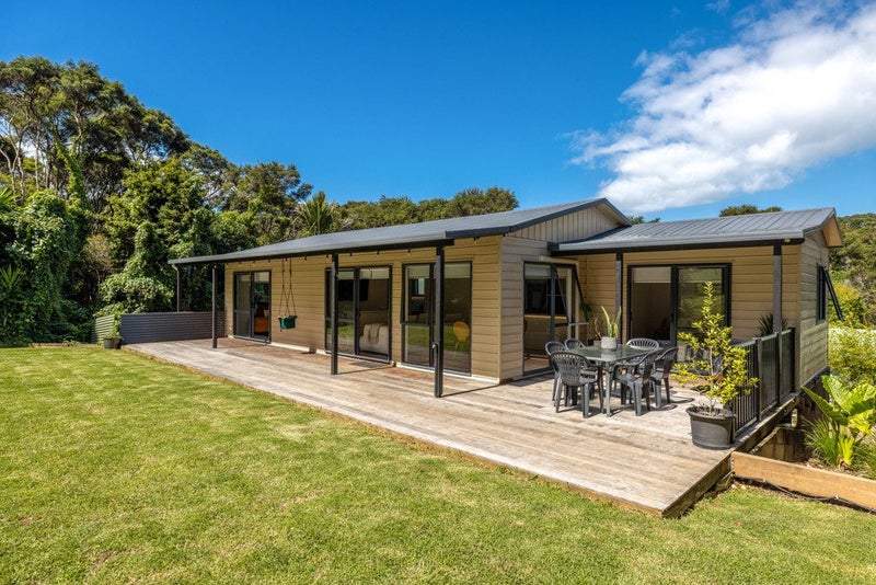 56 Bay Road, Ostend, Waiheke Island - Carousel 37