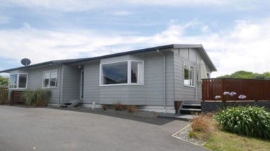 69 Langdale Avenue, Paraparaumu - Carousel 1