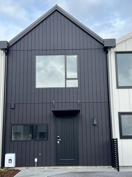 4 Don Money Street, Wallaceville, Upper Hutt - Carousel 2