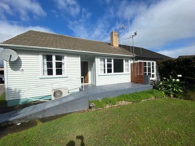 108 Fairfield Road, Fairfield, Hamilton - Carousel 1