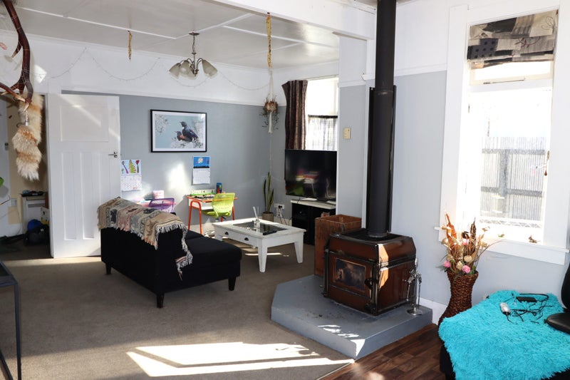6 Clare Street, Oamaru North, Oamaru - Carousel 2