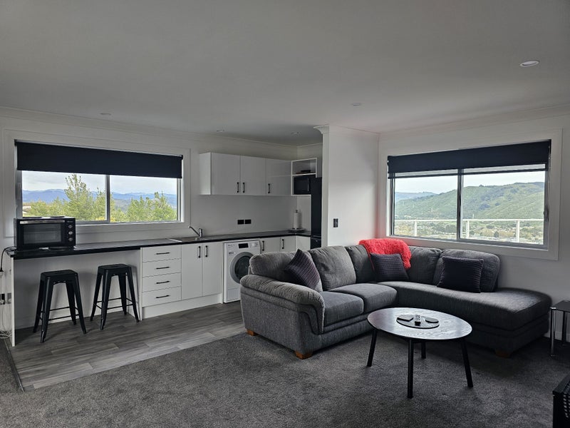 1 Mount Marua Way, Timberlea, Upper Hutt - Carousel 1