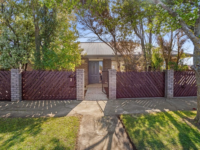 2 Glynne Crescent, Spreydon, Christchurch - Carousel 2