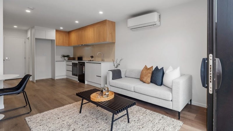 321 Glengarry Road, Glen Eden, Auckland - Carousel 1