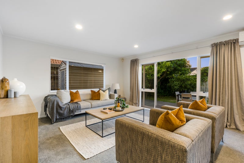 11 Jopard Place, Ellerslie, Auckland - Carousel 2