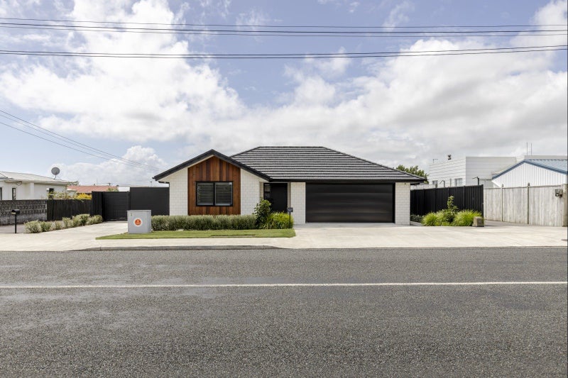 247 Huatoki Street, Upper Vogeltown, New Plymouth - Carousel 35