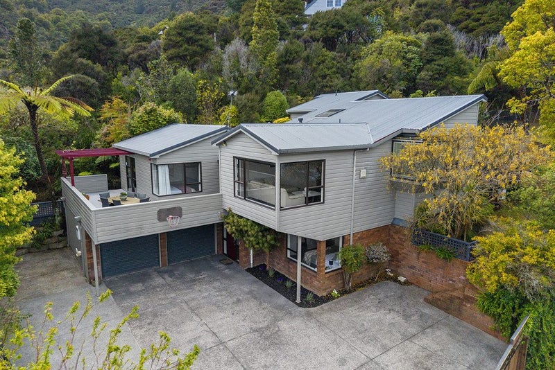 2/103 Horoeka Street, Stokes Valley, Lower Hutt - Carousel 1