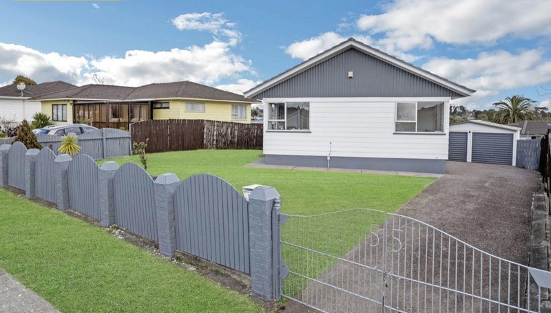 55 Alabaster Drive, Papatoetoe, Auckland - Carousel 2