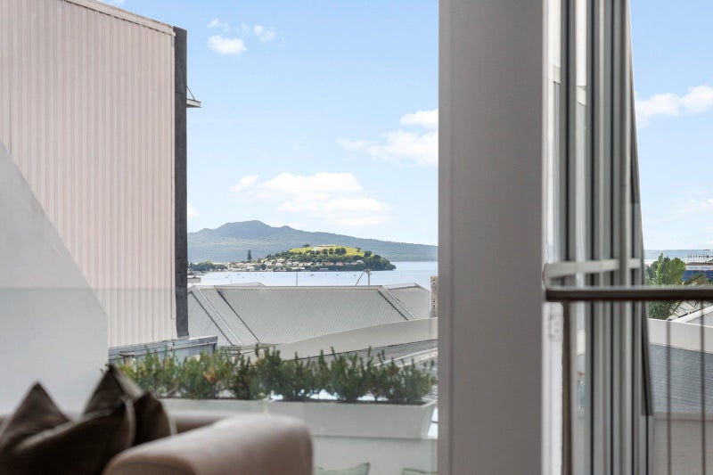 29C Bath Street, Parnell, Auckland - Carousel 2