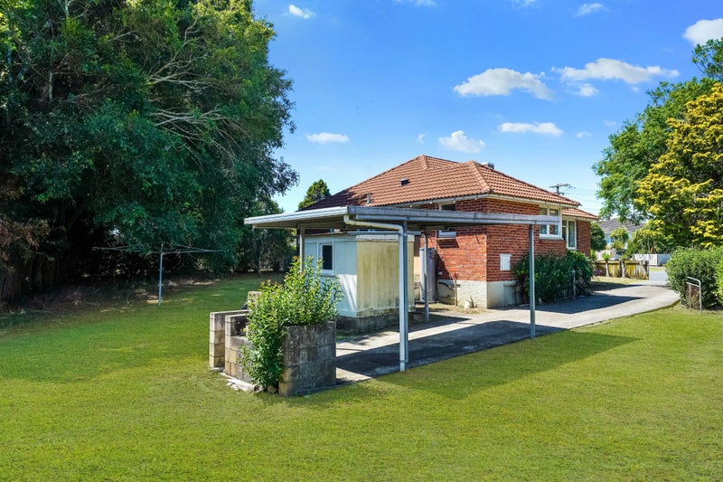 32 Larsen Street, Otara, Auckland - Carousel 2