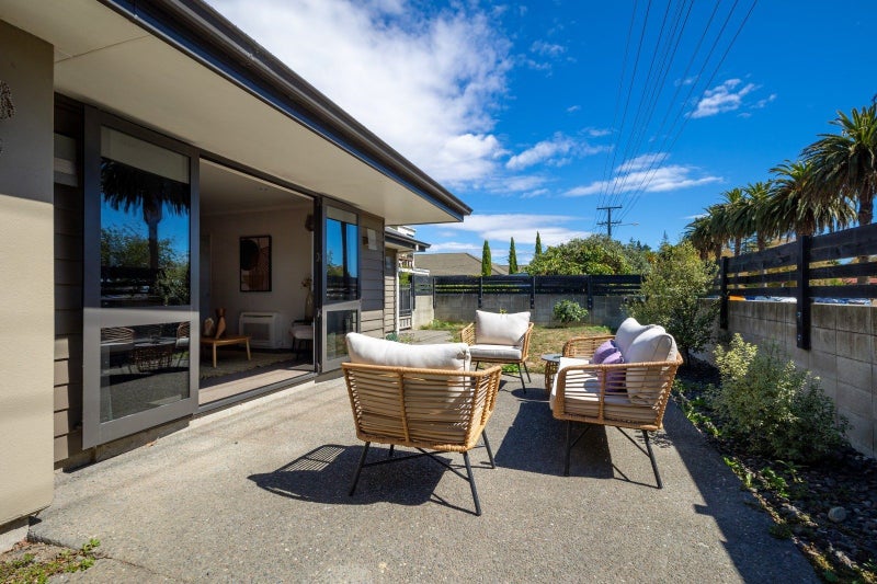 363 Lower Queen Street, Richmond - Carousel 17