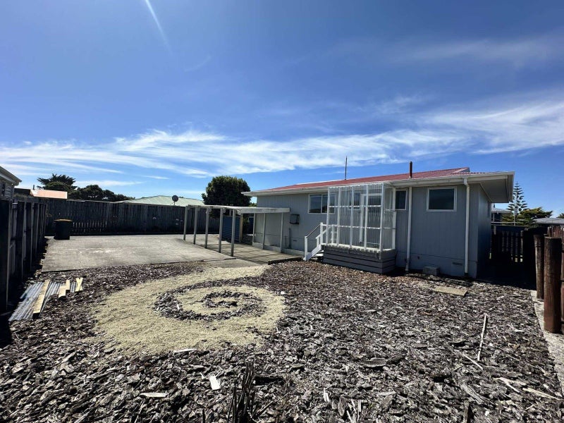 15 Richards Drive, Hokitika - Carousel 2