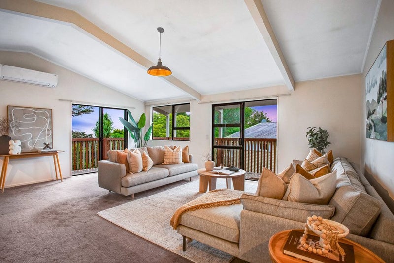 35 Autumn Avenue, Glen Eden, Auckland - Carousel 2