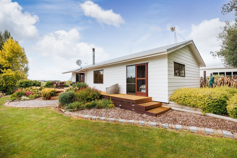 1141 Makino Road, Halcombe, Feilding - Carousel 1