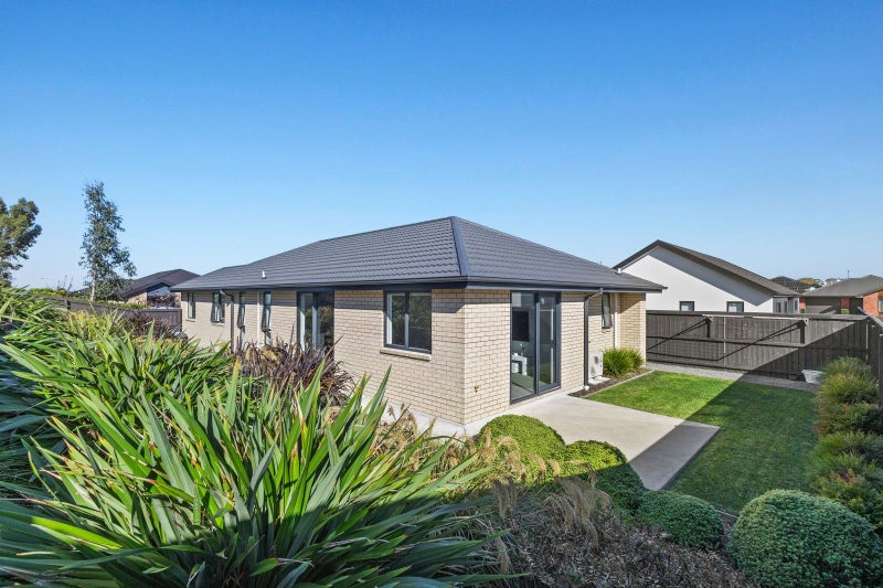12C Rahme Crescent, Kaiapoi, Waimakariri, Canterbury - Carousel 2