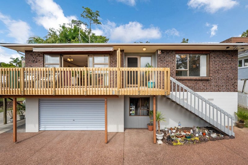 2/13 Coronation Road, Hillcrest, Auckland - Carousel 1
