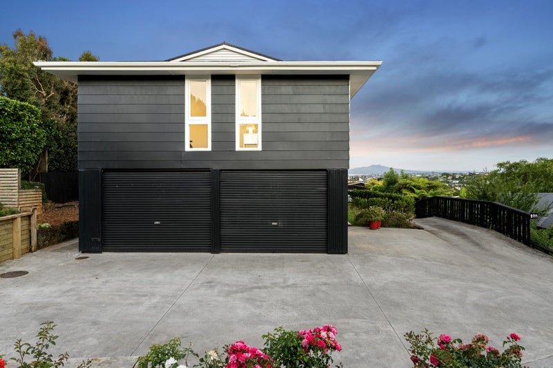 25 Gretel Place, Hillcrest, Auckland - Carousel 2