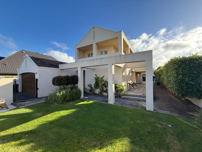 47 Hanene Street, St Heliers, Auckland - Carousel 1