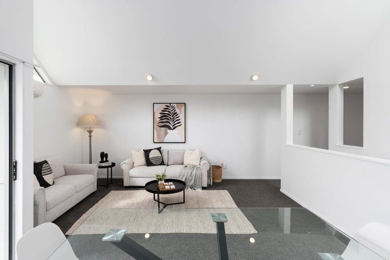 1/1010 Colombo Street, St Albans, Christchurch - Carousel 1