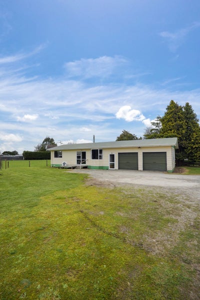 229 Pomona Road East, Makarewa, Invercargill - Carousel 1