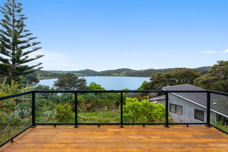 23 Ostend Road, Ostend, Waiheke Island - Carousel 1