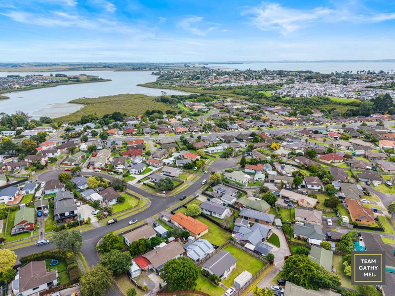 15 Bernina Place, Weymouth, Auckland - Carousel 39