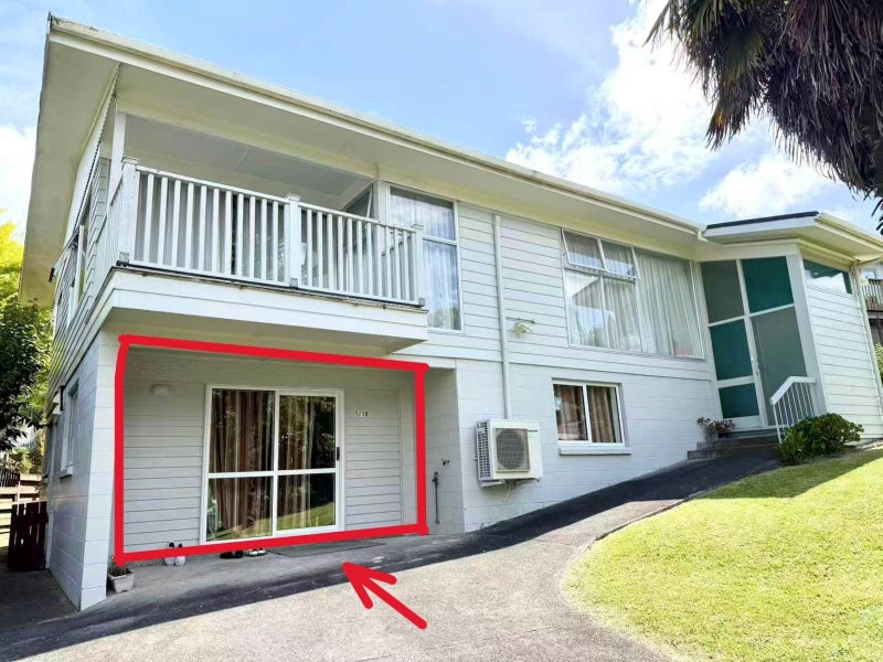 18 Gretel Place, Hillcrest, Auckland - Carousel 1