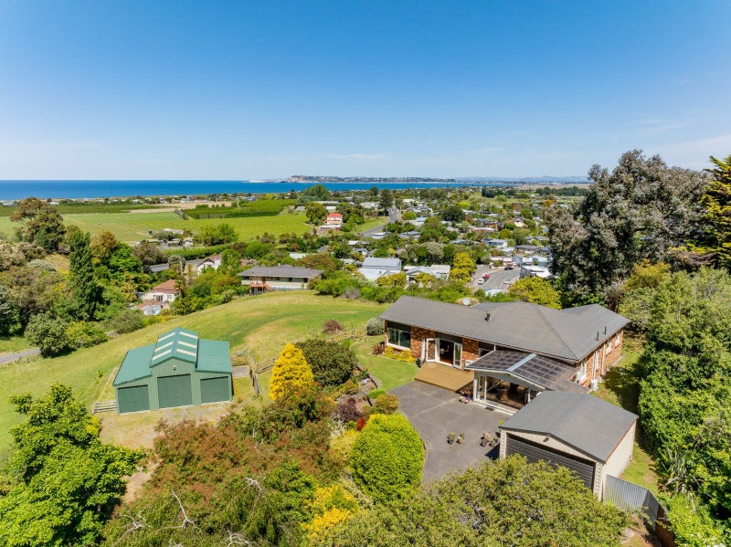 15 Terrace Road, Bay View, Napier - Carousel 1