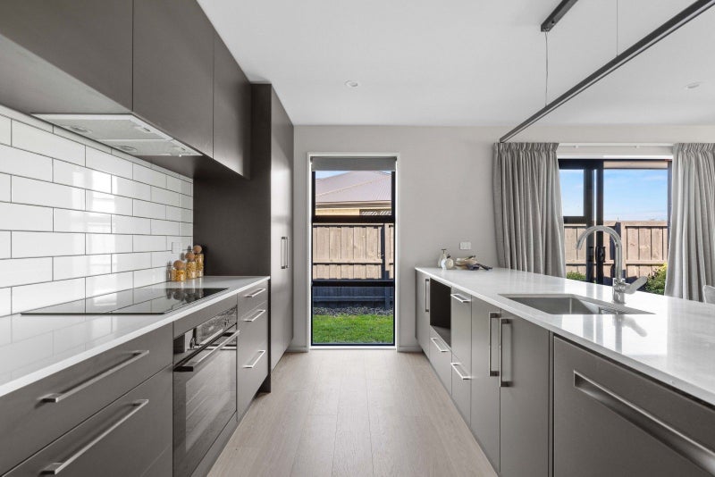 17 Jury Lane, Woodend, Woodend - Carousel 2