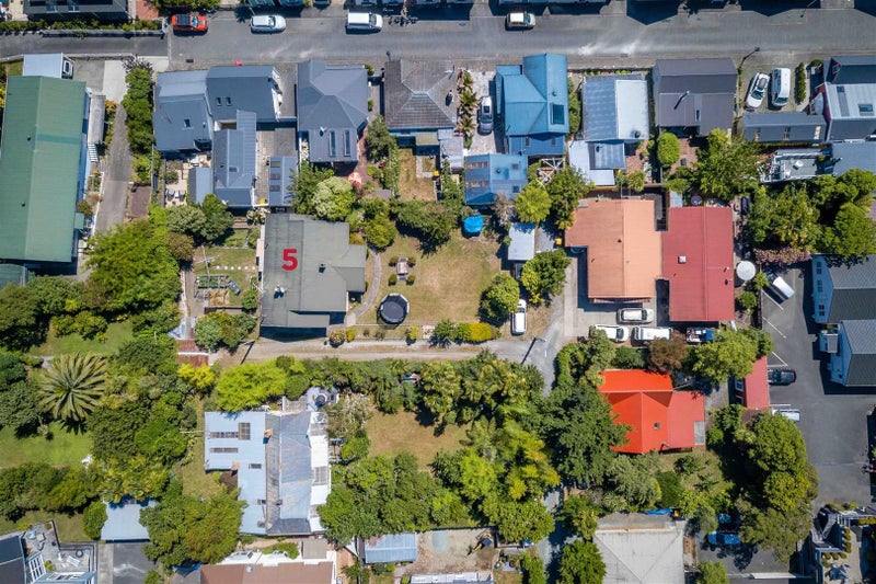 5 Synagogue Lane, Nelson, Nelson - Carousel 6