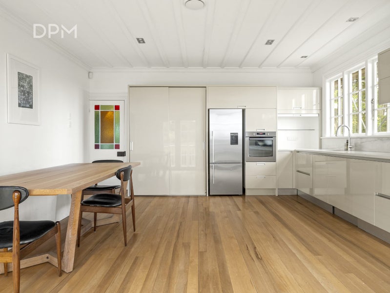 10 Alison Crescent, Belleknowes, Dunedin - Carousel 2