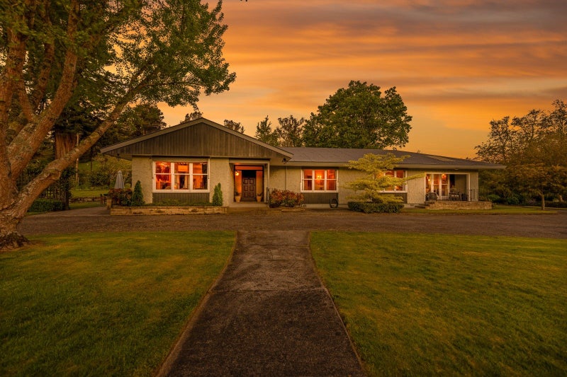 48 Paraekaretu Street, Hunterville, Hunterville - Carousel 1