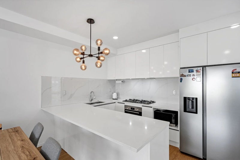 5B Frontier Lane, Flat Bush, Auckland - Carousel 2