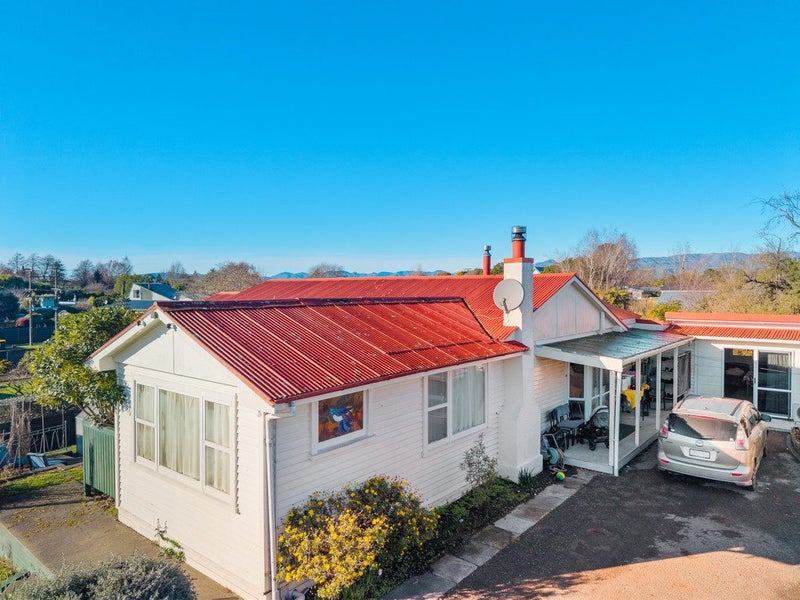 19 Wilson Street, Renwick, Renwick - Carousel 1