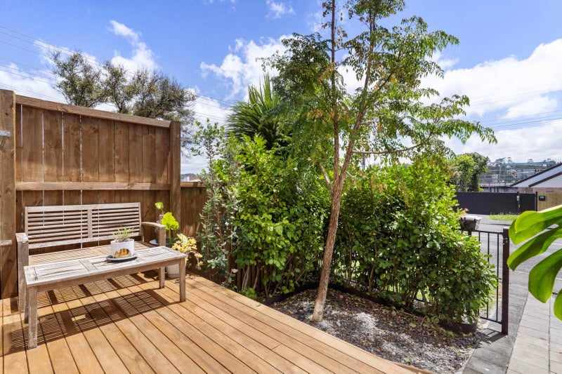 9/122 Pooks Road, Ranui, Auckland - Carousel 1