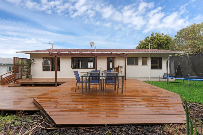 18 Layton Road, Manly, Whangaparaoa - Carousel 1