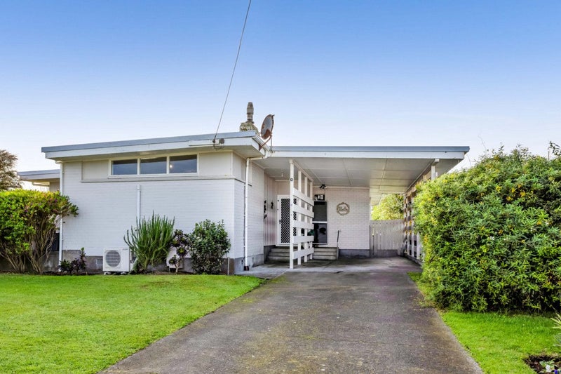 8 Edinburgh Street, Patea - Carousel 1