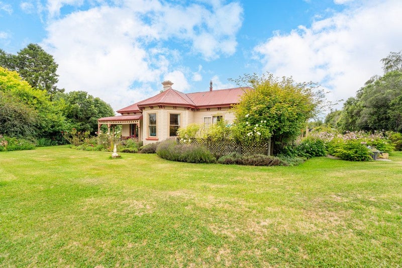 6 Orr Street, Duntroon - Carousel 22