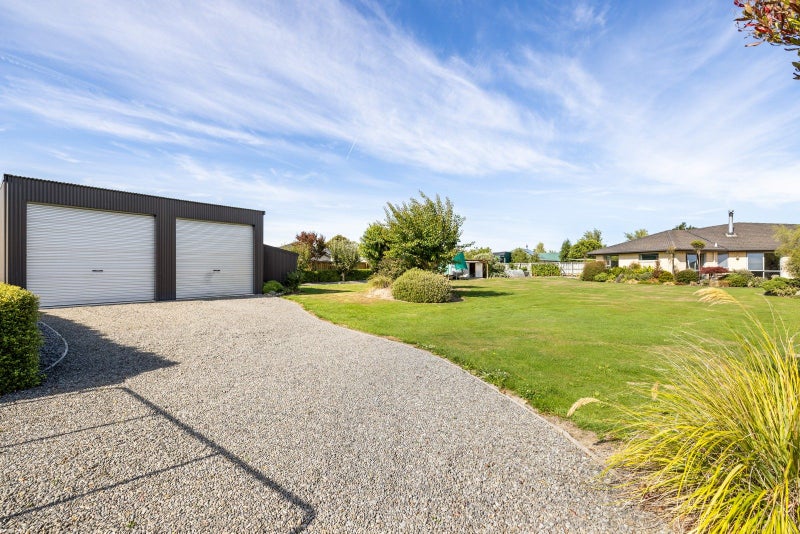 12 Willowside Place, Amberley, Amberley - Carousel 2
