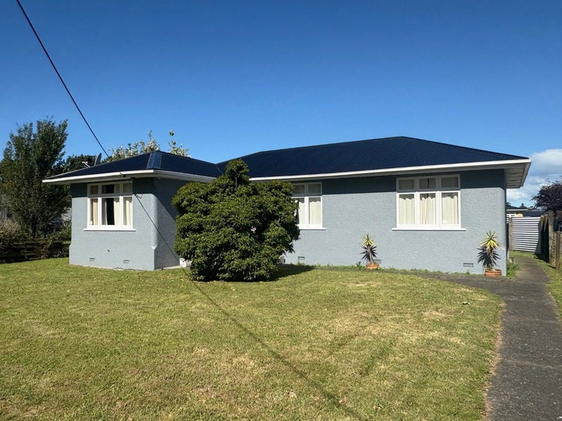 32 Park Street, Foxton, Foxton - Carousel 1