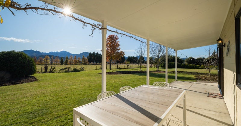 10 Fishtail Vue, Blenheim - Carousel 2