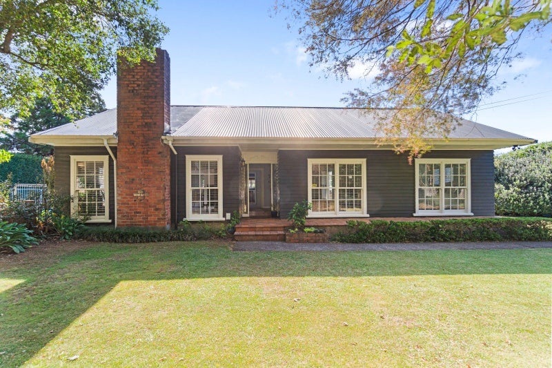 92 Trafalgar Street, Onehunga, Auckland - Carousel 1