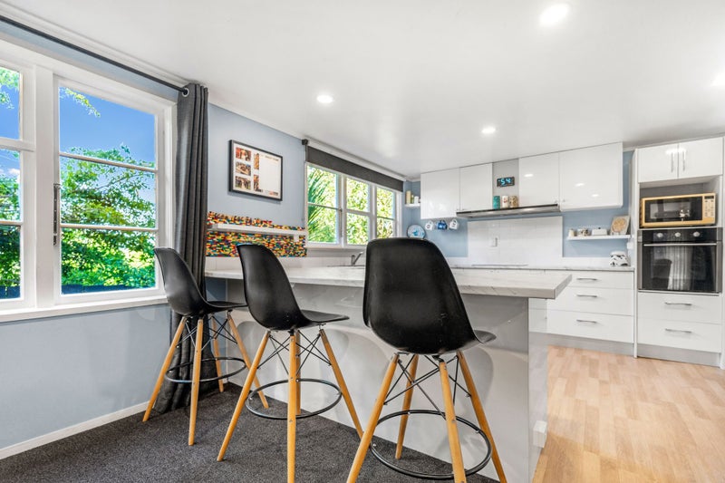 5A Peter Place, Mangakakahi, Rotorua - Carousel 2