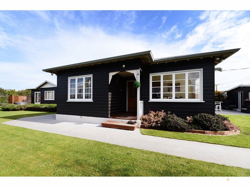 17 Thackeray Street, St Andrews - Carousel 1