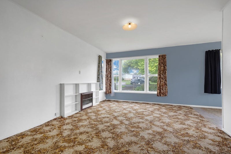 7 Birdwood Road, Pukekohe, Pukekohe - Carousel 2