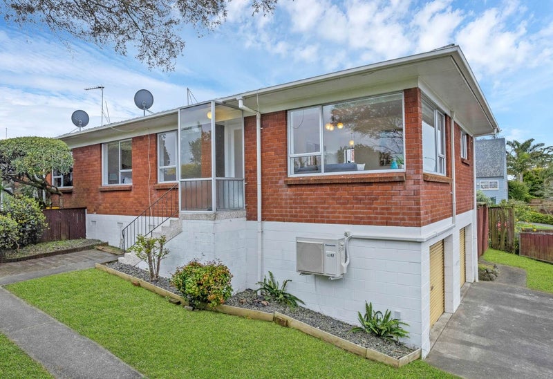 1/60 Stanniland Street, Sunnyhills, Auckland - Carousel 2