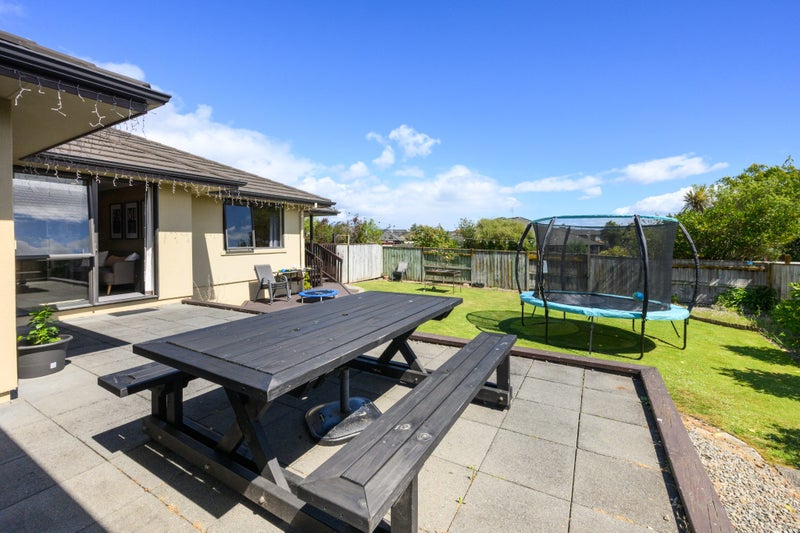 19 Johnstone Drive, Fitzherbert, Palmerston North - Carousel 2
