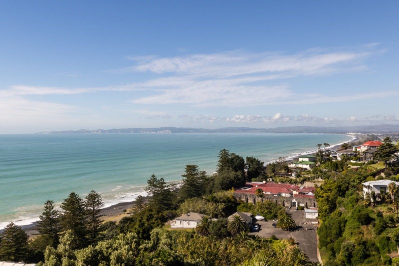 117 Priestley Terrace, Bluff Hill, Napier - Carousel 2
