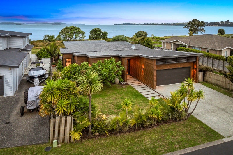 21 Hampton Mews, Snells Beach, Rodney, Auckland - Carousel 2
