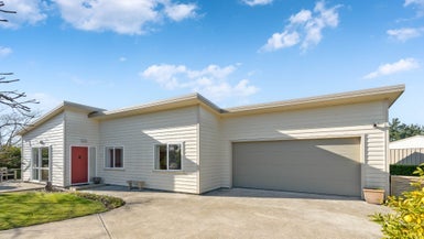 11 Gimson Street, Solway, Masterton - Carousel 1